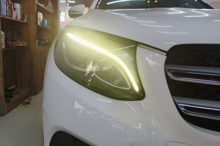 Used Mercedes-Benz GLC 2018 GLC 200 4MATIC Right Front Headlight