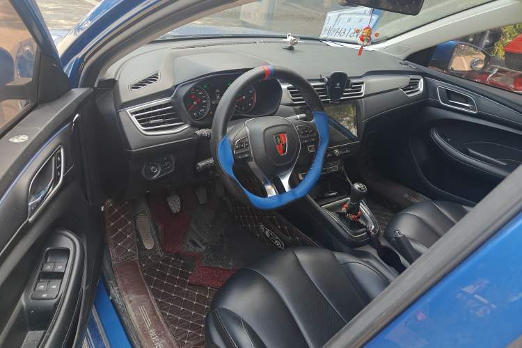 Used Roewe i5 2019 1.5L Manual 4G Connect Leehao Flagship Edition Driver Seat