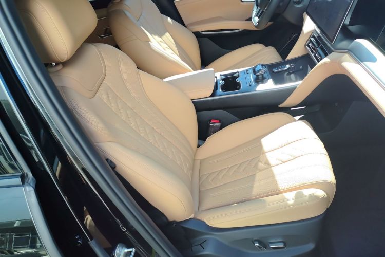 Used BYD Song L DM-i 2025 Intelligent Driving Version 160 km Beyond-Range Type