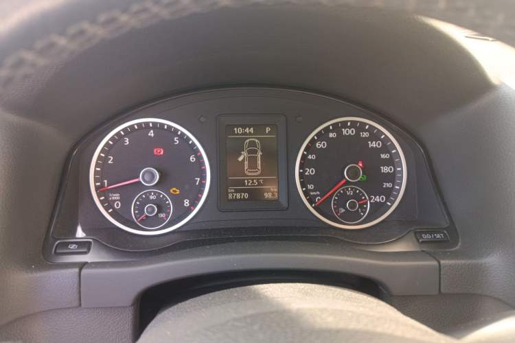 Used Volkswagen Tiguan 2012 1.8TSI Automatic Two-Wheel Drive Trend Edition Instrument Cluster