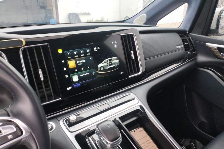 Used GAC Trumpchi M8 2021 Lingxiu Series 390T Ultimate Edition Audio And AC Panel