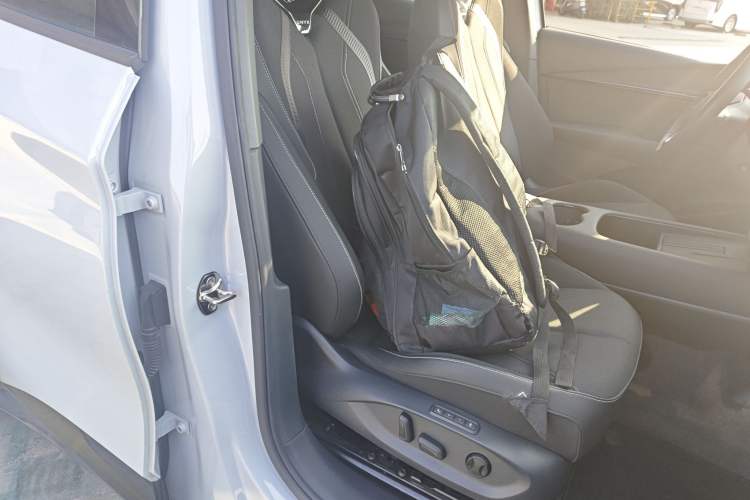 Used Volkswagen ID.UNYX 2024 Pro Long-Range Version