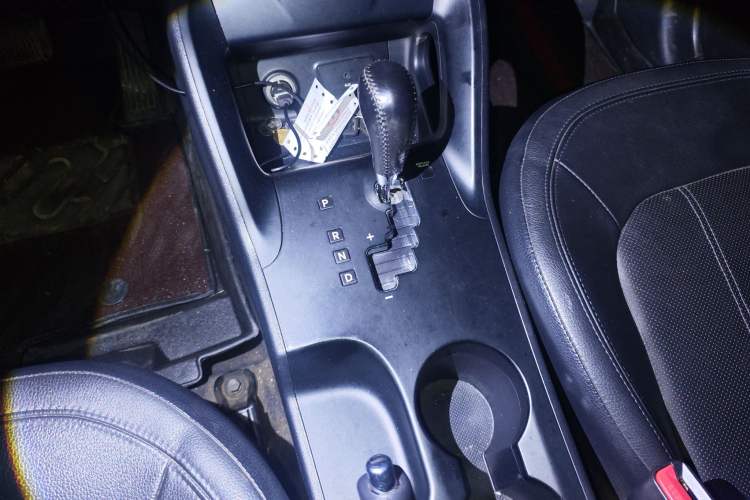 Used Hyundai ix35 2010 2.0L Automatic Two-Wheel Drive Elite Edition GLS