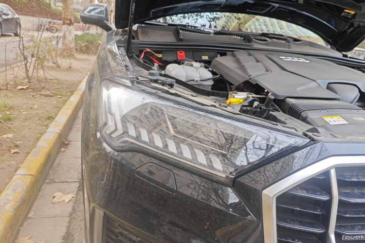 Used Audi Q7 2022 55 TFSI quattro S line Sport model