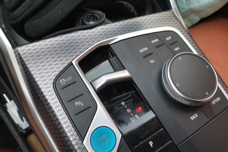 Used BMW i3 2022 eDrive 35 L
