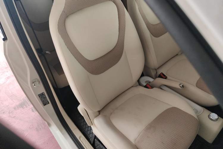 Used Wuling Hongguang MINIEV 2024 3rd Generation 215km Youth Edition Right Front Seat