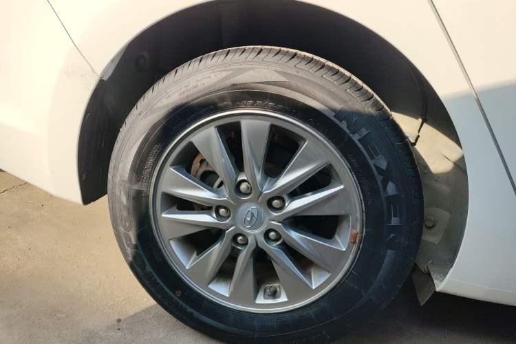 Used Hyundai Celesta 2018 1.6L Automatic GL Enjoyment Edition China VI compliant