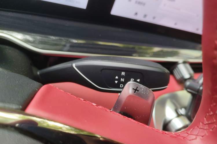 Used EXEED Stellar 2023 400T Four-Wheel Drive Premium Flying Fish Edition Gear Lever