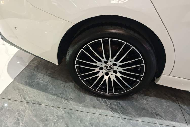 Used Mercedes-Benz C-Class 2024 Restyled C 260 L Sport Edition