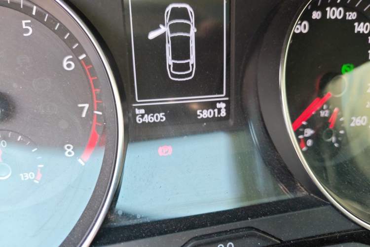 Used Volkswagen Magotan 2019 280TSI DSG Leading Model China VI Standard Odometer Close Up