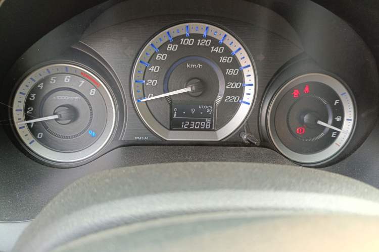 Used Honda City Classic 2012 1.5L manual Comfort version