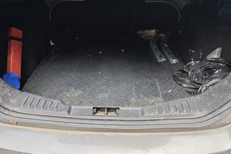 Used Ford Focus 2012 Sedan 1.6L Manual Comfort Model
