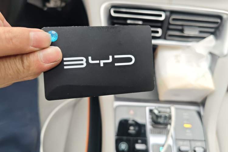 Used BYD Song PLUS New Energy 2023 Champion Edition DM-i 110KM Flagship Model Vehicle Key