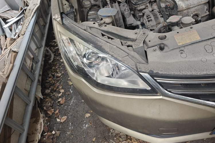 Used Roewe 360 2015 1.5L Manual Luxury Edition
