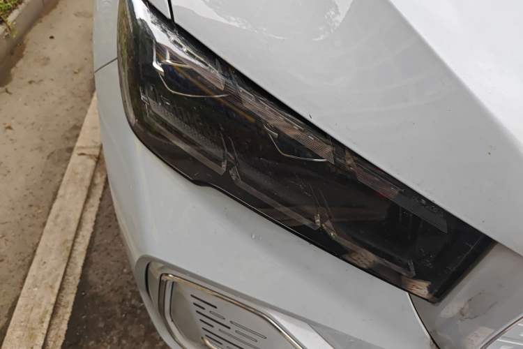 Used Geely Auto Monjaro L Extended Range Electric Version 2022 1.5T DHT Range-Extending Electric Supreme Edition Right Front Headlight