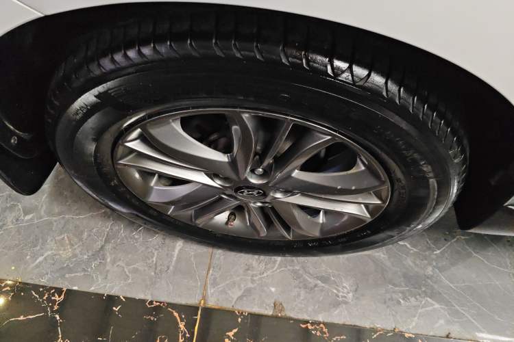 Used Hyundai ix35 2015 2.0L Automatic 2WD Smart Version China V Standard
