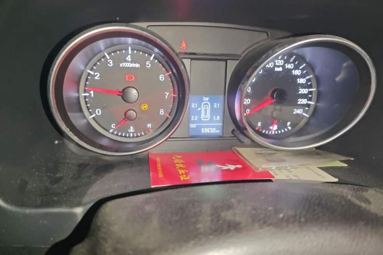 Used Haval M6 2019 1.5T Manual Two-Wheel Drive Urban Version China VI Standard Odometer Close Up