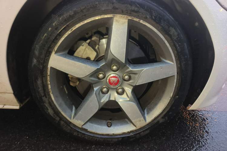 Used Jaguar XE 2017 2.0T 200 PS R-Sport
