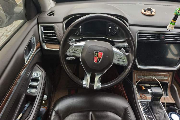 Used Roewe RX8 2018 30T Two-Wheel Drive Flagship Edition