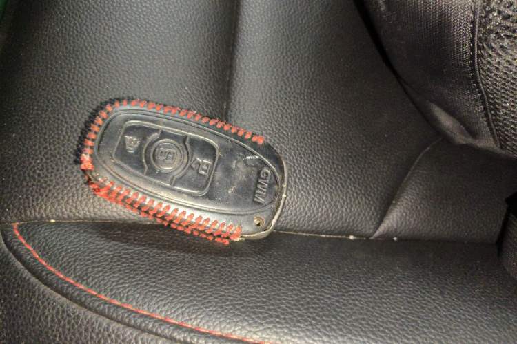 Used Haval H6 2016 Upgraded Model 1.5T Automatic Two-Wheel Drive Elite Version
