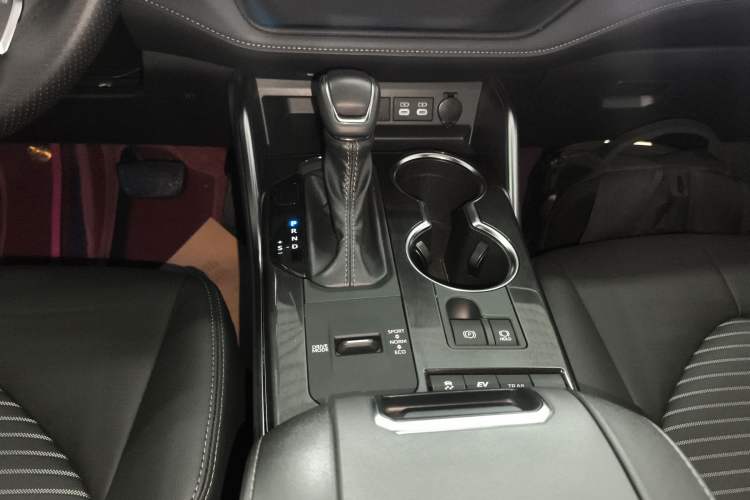 Used Toyota Crown Kluger 2023 2.5L HEV Four-Wheel Drive Luxury Edition
