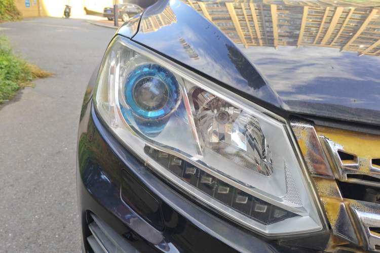 Used Zotye T600 2015 Family Edition 2.0T Manual Elite Version
