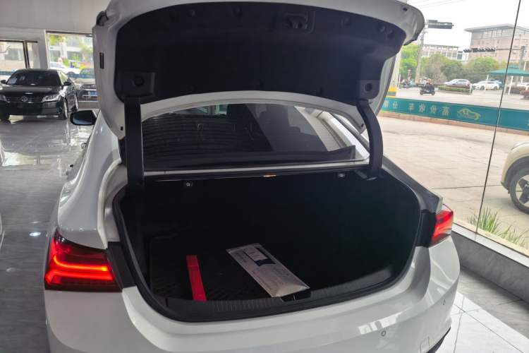 Used Chevrolet Malibu XL 2018 530T Automatic Ruiyi Edition Trunk