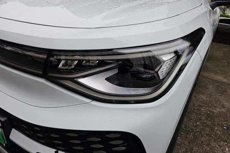 Used Volkswagen ID.6 X 2023 Upgraded Version Kinetic All-Wheel Drive Edition Left Front Headlight