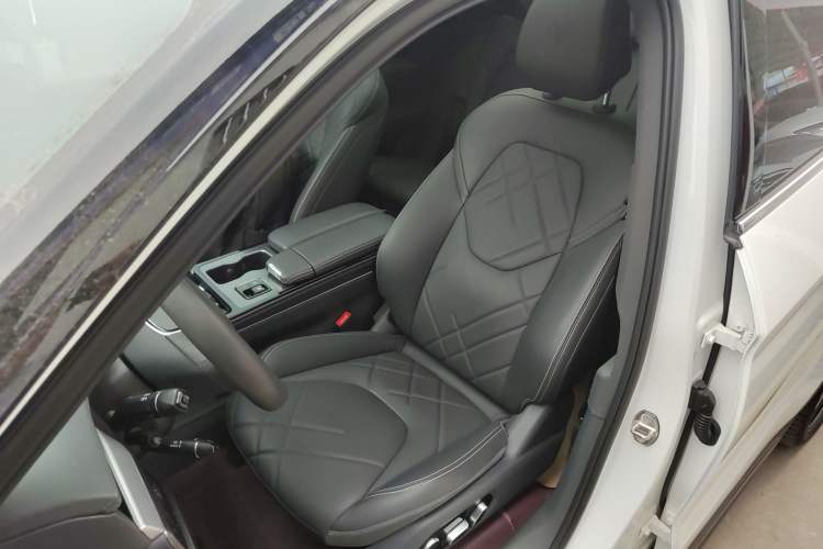 Used ARCFOX Alpha T 2023 688E+ Forest Edition 160kW
