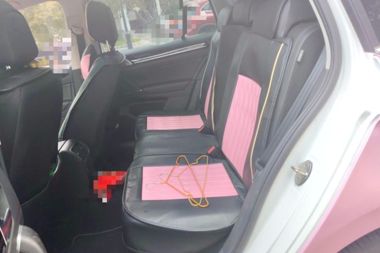 Used Volkswagen Golf 2015 1.4TSI Sportsvan Left Rear Seat