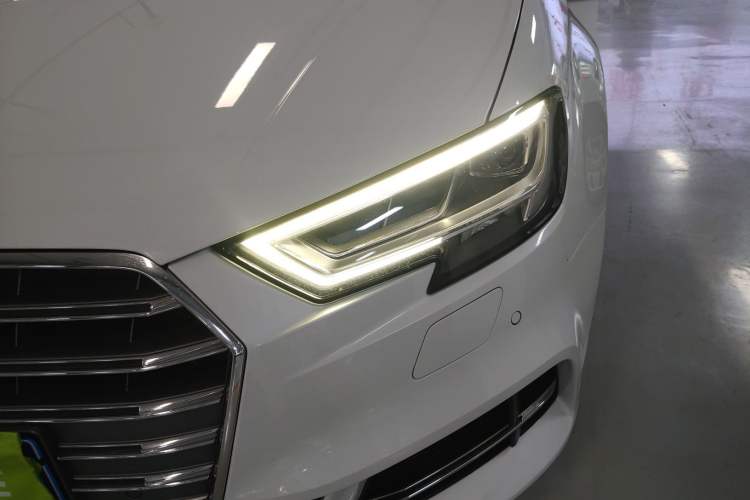 Used Audi A3 2020 Limousine 35 TFSI Fashion Edition China VI Emission Standard