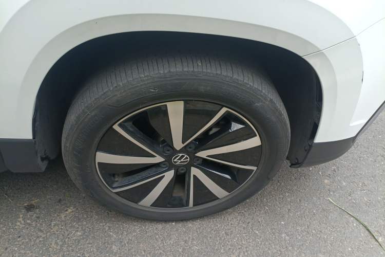 Used Volkswagen Tharu 2023 300TSI Two-Wheel-Drive Moonlight Edition Right Front Wheel Hub