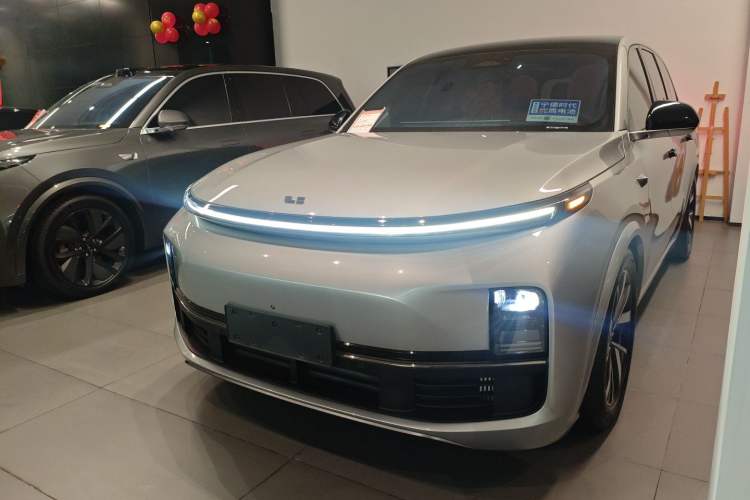 Used Li Auto L8 2023 Pro Model