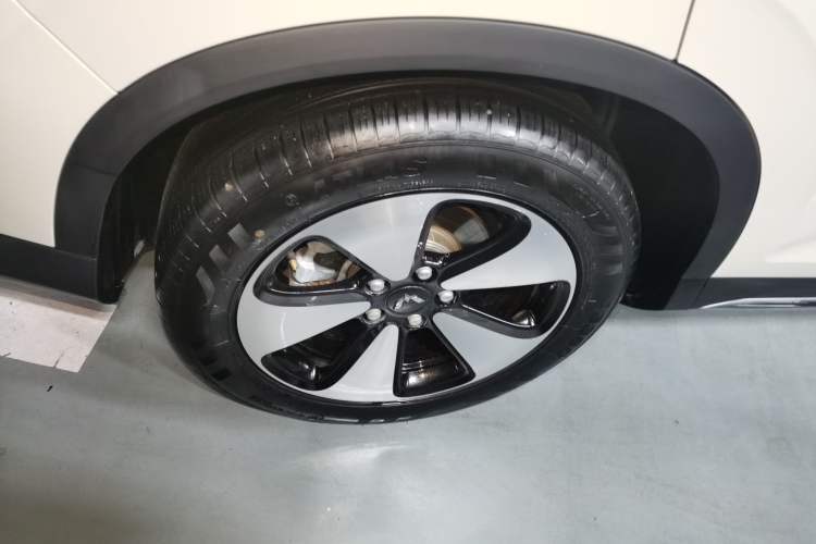 Used Wuling Xingyun 2023 2.0L DHT Flagship Edition
