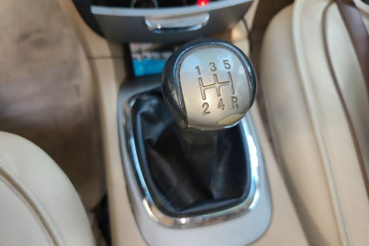 Used Chery A3 2010 Sedan 1.6L Manual Entry-Level Model