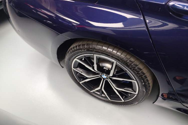 Used BMW 5 Series 2022 530i Sport Line M Sport Package Exterior 5