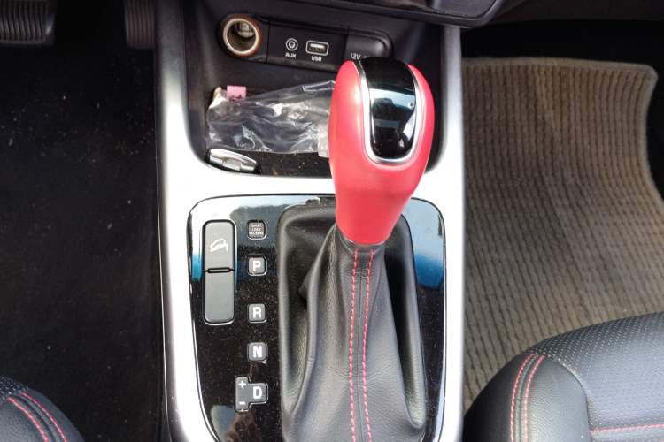 Used Kia KX3 2015 1.6T Automatic Two-Wheel Drive DLX