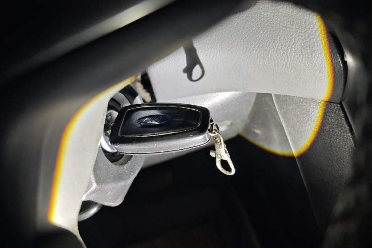 Used Ford Focus 2012 Hatchback 1.6L Automatic Fashion Edition