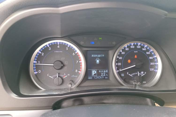 Used Toyota Highlander 2018 2.0T Two-Wheel Drive Elite Edition 5 Seats Emission Standard China V Instrument Cluster