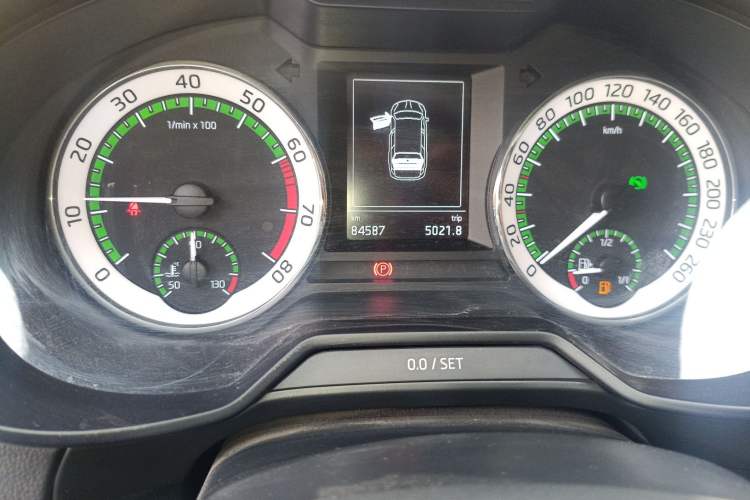 Used Skoda Octavia 2019 TSI280 DSG Luxury Edition Station Wagon China VI Standard
