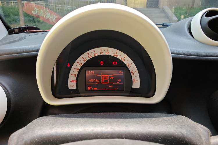 Used smart fortwo 2018 1.0L 52kW Hardtop Dynamic Version China V Instrument Cluster