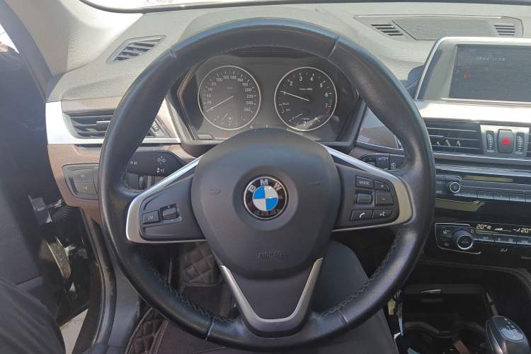 Used BMW X1 2018 sDrive18Li Luxury Model
