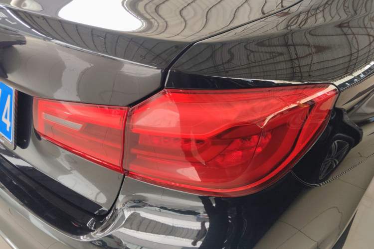 Used BMW 5 Series 2020 525Li Luxury Package