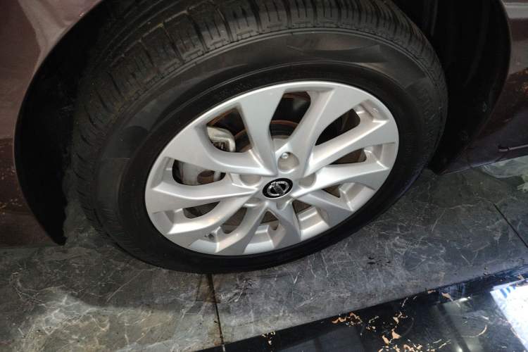 Used Nissan Sylphy 2016 1.6 XL CVT Deluxe Edition Left Front Wheel Hub