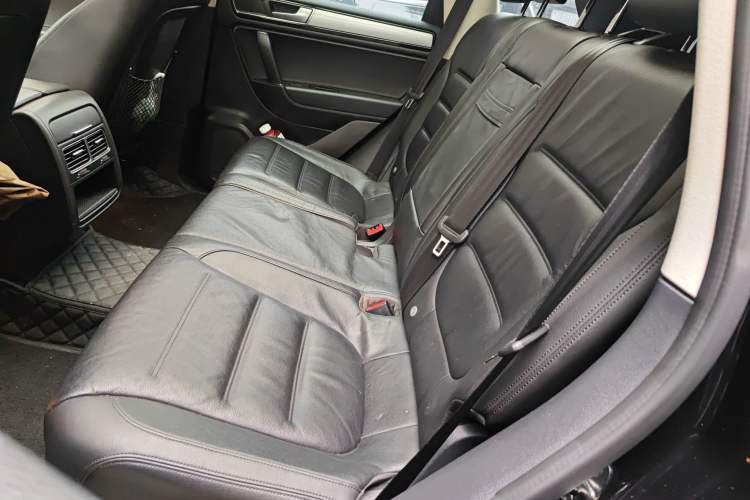 Used Volkswagen Touareg 2017 3.0 TSI Touareg Model Left Rear Seat