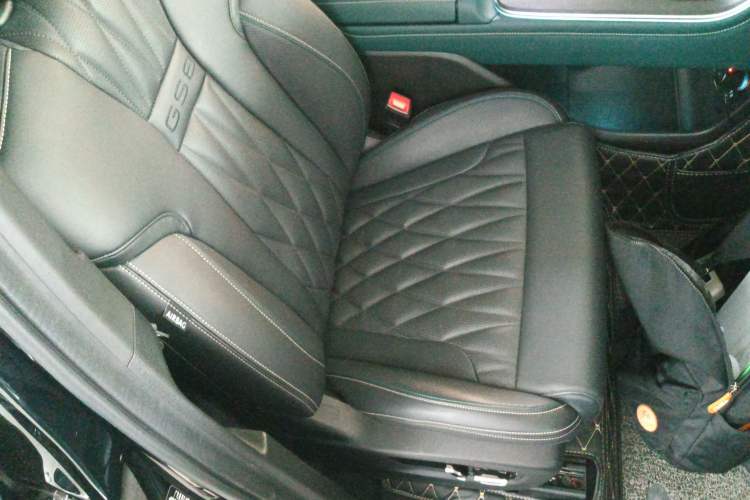 Used GAC Trumpchi GS8 2022 Flagship Series 2.0 TGDI Two-Wheel-Drive Prestige Edition (6-seater) Right Front Seat