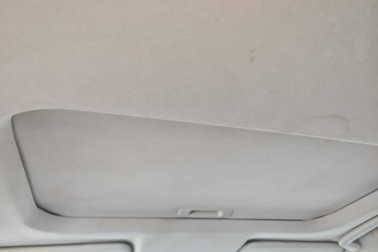 Used Ford Escort 2015 1.5L Automatic Fashion Model