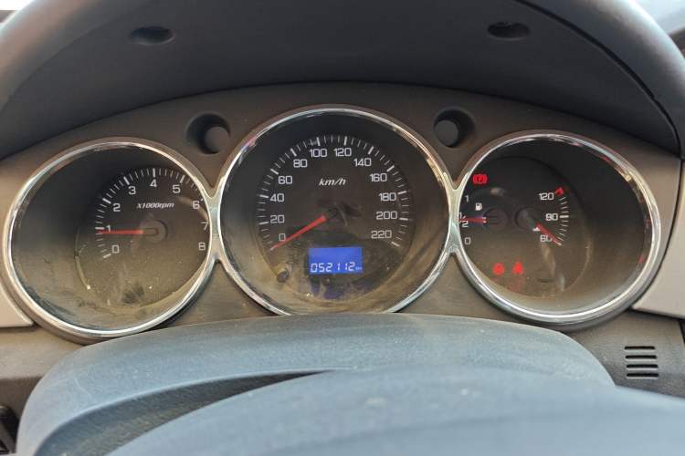 Used Dongfeng Aeolus S30 2014 1.6L Manual Gratitude Edition CNG