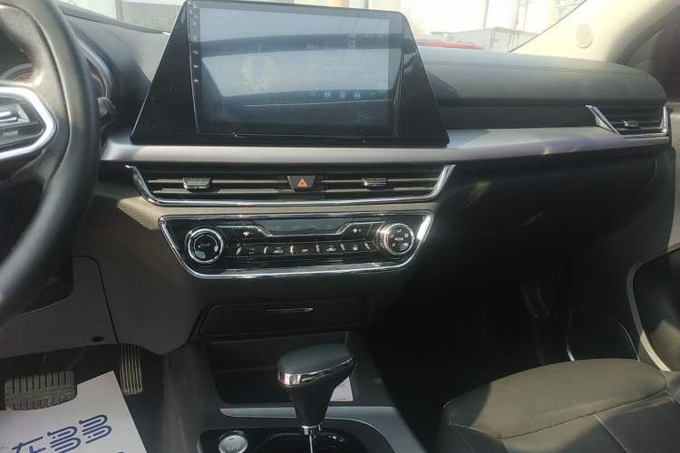 Used Soueast DX5 2019 1.5T CVT Luxury Version