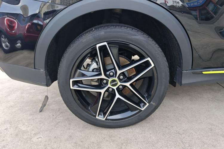 Used Roewe RX5 2023 PLUS 330TGI Automatic Trendsetting Smart Edition